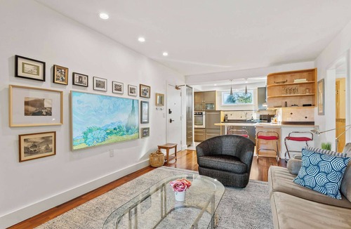 Eastport Condo | Spa Creek Waterfront | Pool & Parking