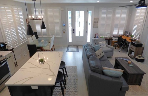 North End House | Spacious 1st Floor Beach Retreat | Prime Central Ave Location | Walk to Beach & Boardwalk