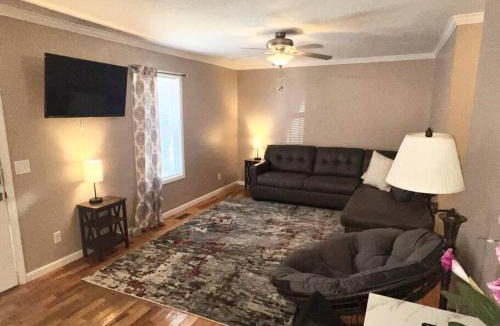 Guntersville Apartment | Spacious 2 Bedroom Townhouse