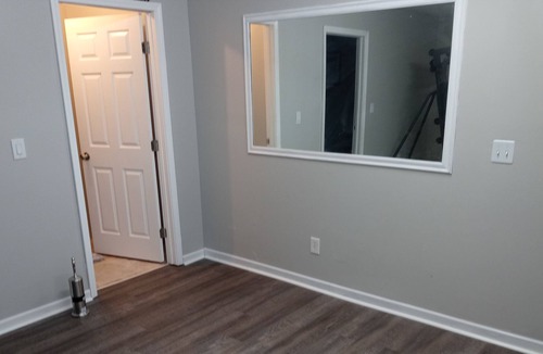 Town Center House | Spacious 2 Bedroom with Private entrance