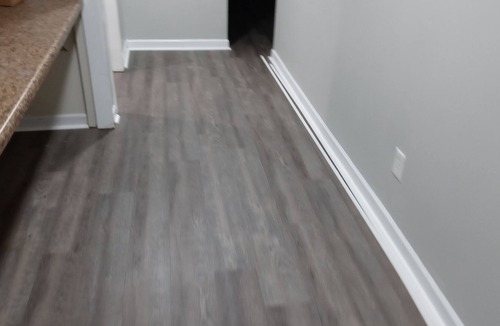 Town Center House | Spacious 2 Bedroom with Private entrance