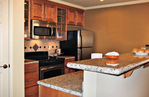 Berkeley Apartment | Spacious 2 BR | Historic Powhatan Resort