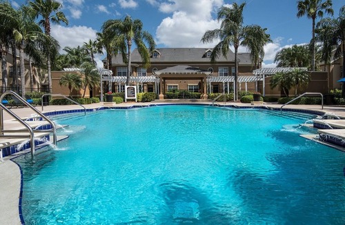 Park Central Apartment | Spacious 2 room 2 Queen 1 King size bed. Entire Apartment