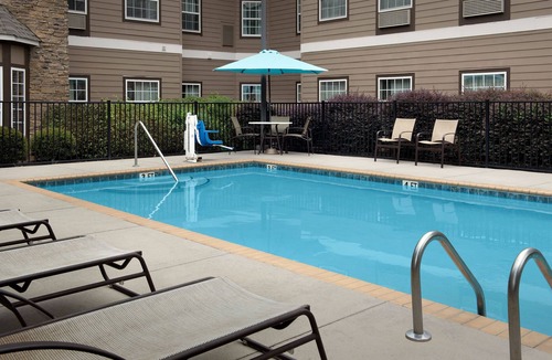 Conestee Apartment | Spacious 2BR Suite | Free Breakfast, Pool & Gym
