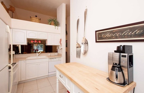 Port Orange House | Spacious 2BR Villa | Pools | Near Beach & Dining | Garage Parking