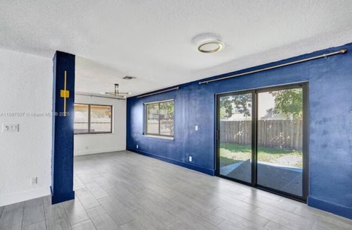 North Lauderdale House | Spacious 3-bedroom Smart home in lovely North Lauderdale with AC