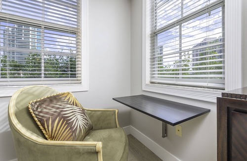 Aventura Condo | Spacious 3 Bedroom 2 bathroom Condo in Miami near beach and entertainment.