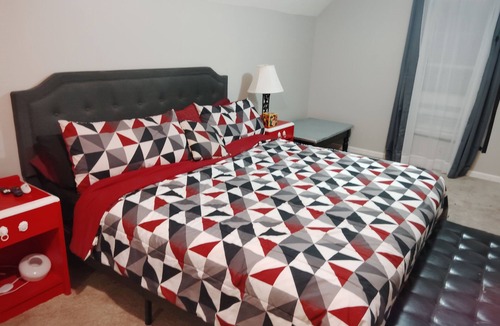 Loganville House | Spacious 3-bedroom house in beautiful Loganville with AC