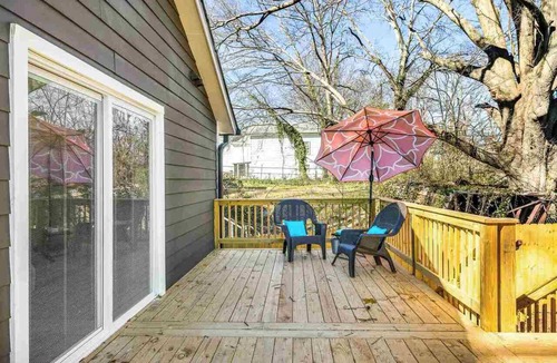 Pittsburgh House | Spacious 3-bedroom house in peaceful Atlanta with AC