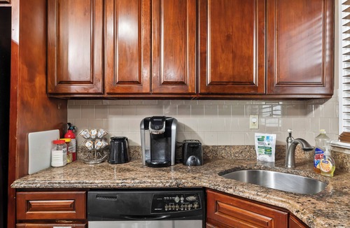 Constable Hook House | Spacious 3BDR, World Cup Stay, Close to NYC, MetLife Stadium, 2 FREE Parking