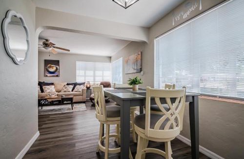 Kingston Apartment | Spacious 3BR, Pool, Near Beach & Attractions