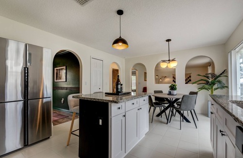Sanford House | Spacious 4+1 bedroom house in Sanford with fast WiFi, A/C, & sleeping up to 12!n