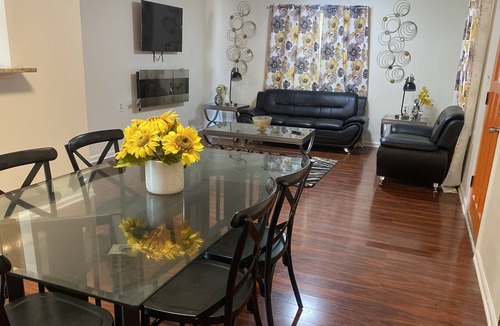 East Atlanta House | Spacious 4 bedroom 7miles from Downtown