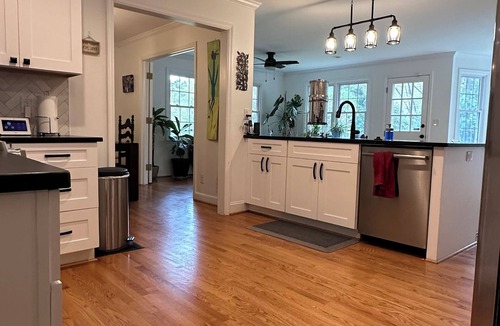 Forest Acres House | Spacious 4-bedroom house in beautiful Columbia with WiFi, AC