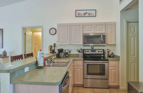 Hernando House | Spacious 4-bedroom house with pool.