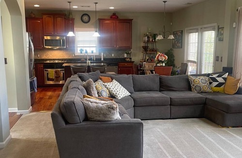 Cliftondale House | Spacious 4-bedroom house in pleasant Atlanta with AC