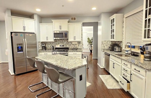 Glenarden House | Spacious 4-bedroom house in Woodmore, Bowie