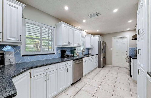 Seminole House | Spacious 4-Bedroom Pool Home near Seminole Beach