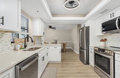Sarasota House | Spacious 4BR Bungalow in Sarasota w/POOL