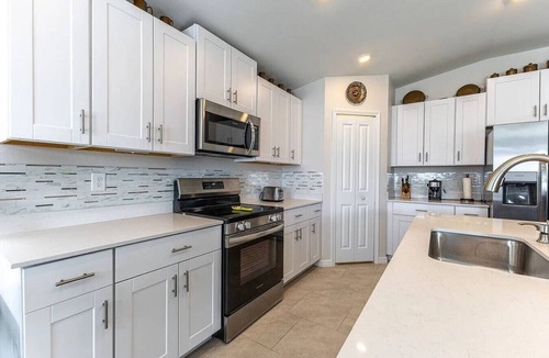 Rotonda Lakes House | Spacious 4BR Retreat | Pet-Friendly + King Bed