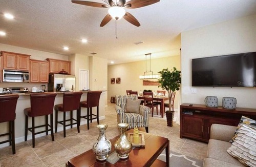 West Kissimmee House | Spacious 4BR Townhome with Private Pool and Near Disney!