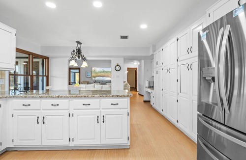 Oviedo House | Spacious 5,700SQT+ estate centrally located on a 20-acre with pool and barn/RV