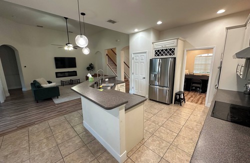 Palmetto House | Spacious 5-bedroom 3 full Bath house on large lot & cul-de-sac close to beaches