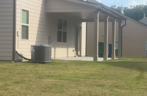 Lithonia House | Spacious 5-bedroom house in lovely Stonecrest with AC