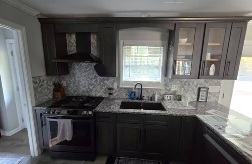 Conyers House | Spacious 5BDR Retreat Patio Grill Firepit SmallGym
