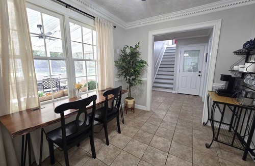 Five Forks House | Spacious 5br/3bth home in a cul-de-sac