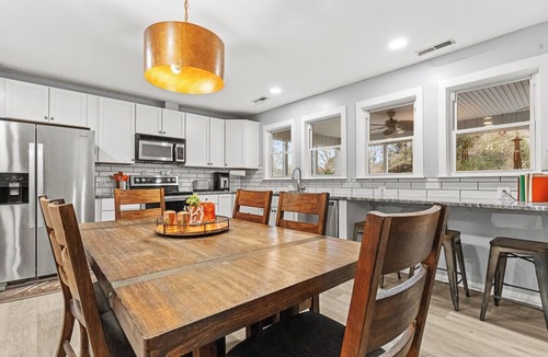 Berlin House | Spacious 5BR One Level Home Near Ocean City