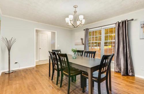 Lithonia House | Spacious 5BR Retreat Sleeps 12,Large Deck