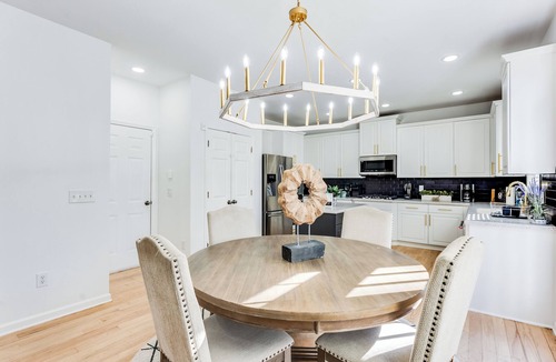 Southwestern House | Spacious 8-bedroom house with WiFi and AC in marvelous Atlanta