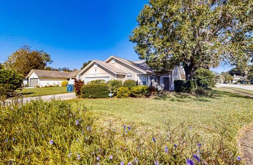 Girvin House | Spacious and quiet home with private patio & enclosed yard