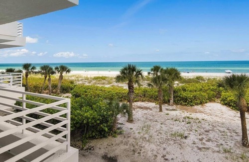 Marco Island Condo | Spacious and Stunning Beachfront Condo