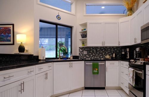 Haile Plantation House | Spacious and stylish pool home 4 miles from UF