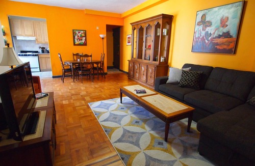 Ditmas Park Apartment | Spacious Apt in a real Brooklyn neighborhood, quick subway ride from Manhattan