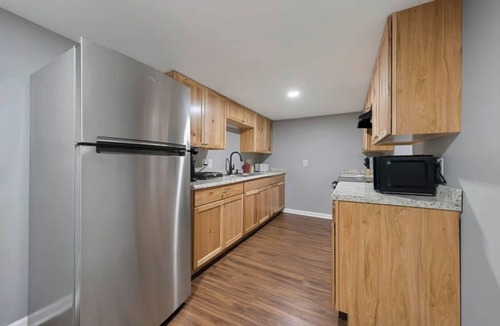 Glasgow House | Spacious Backyard Fireplace Mins from Downtown