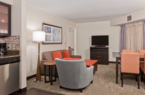 Ballantyne Apartment | Spacious Ballantyne Suite | Free Breakfast & Pool