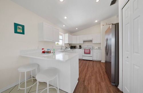 Anna Maria House | Spacious beach house with a beautiful view of the gulf
