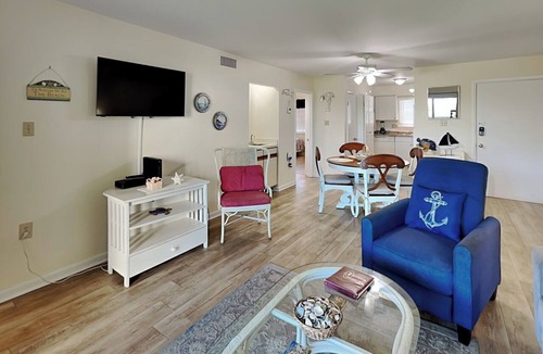 Tybee Island Condo | Spacious Beachfront Living w/Large Balcony + Community Pool!