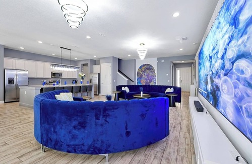 Kissimmee Villa | Spacious Bowling 14BR 14.5BA, Sleeps38, Lake Views