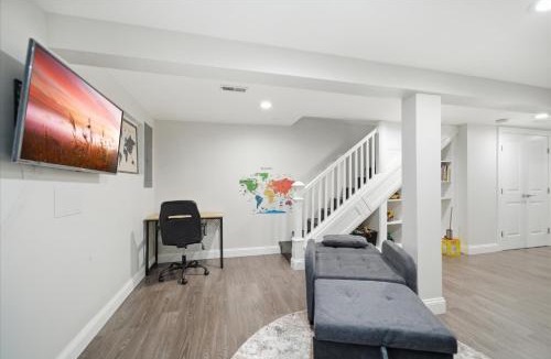 Eckington House | Spacious Capitol Rowhouse