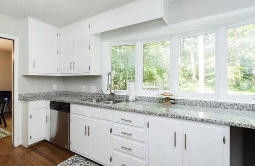 Chapel Hill House | Spacious Chapel Hill Retreat Near UNC | Hot Tub, Fire Pit, Sleeps 12.