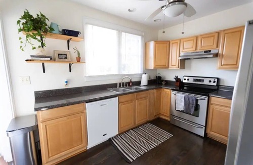 Midtown House | Spacious, charming cottage perfect for Masters Tournament
