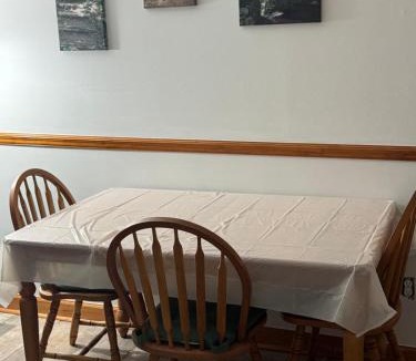 Southside House | Spacious cozy comfortable stay