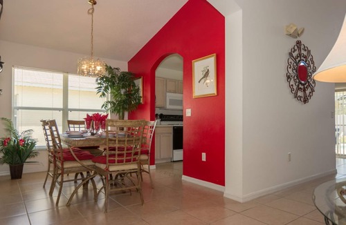 Westridge House | Spacious family friendly home, pool table, gated community – Just Minutes to Disney!