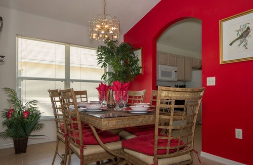 Westridge House | Spacious family friendly home, pool table, gated community – Just Minutes to Disney!