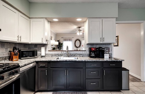 Franklin House | Spacious Family Home in Franklin w/Playground