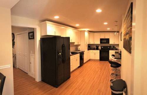 Fletcher House | Spacious Getaway in the heart of South Asheville